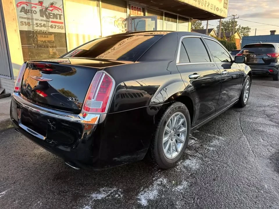 2014 Chrysler 300 (2005-2023) - Image 6 of 7