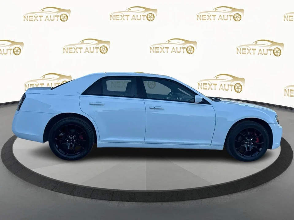 2014 Chrysler 300 (2005-2023) - Image 6 of 21