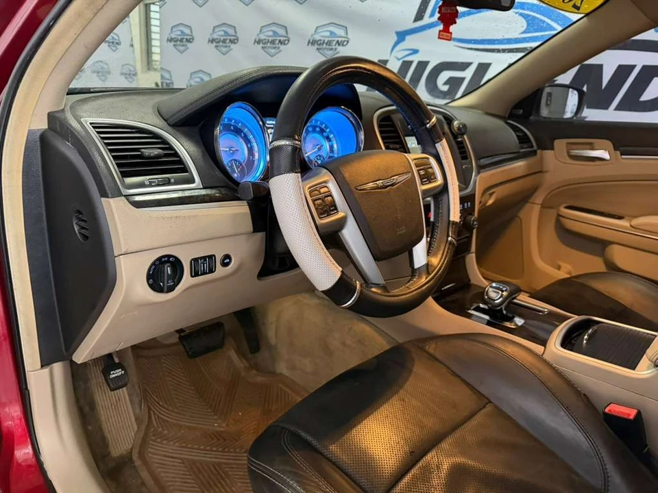 2014 Chrysler 300 (2005-2023) - Image 14 of 21
