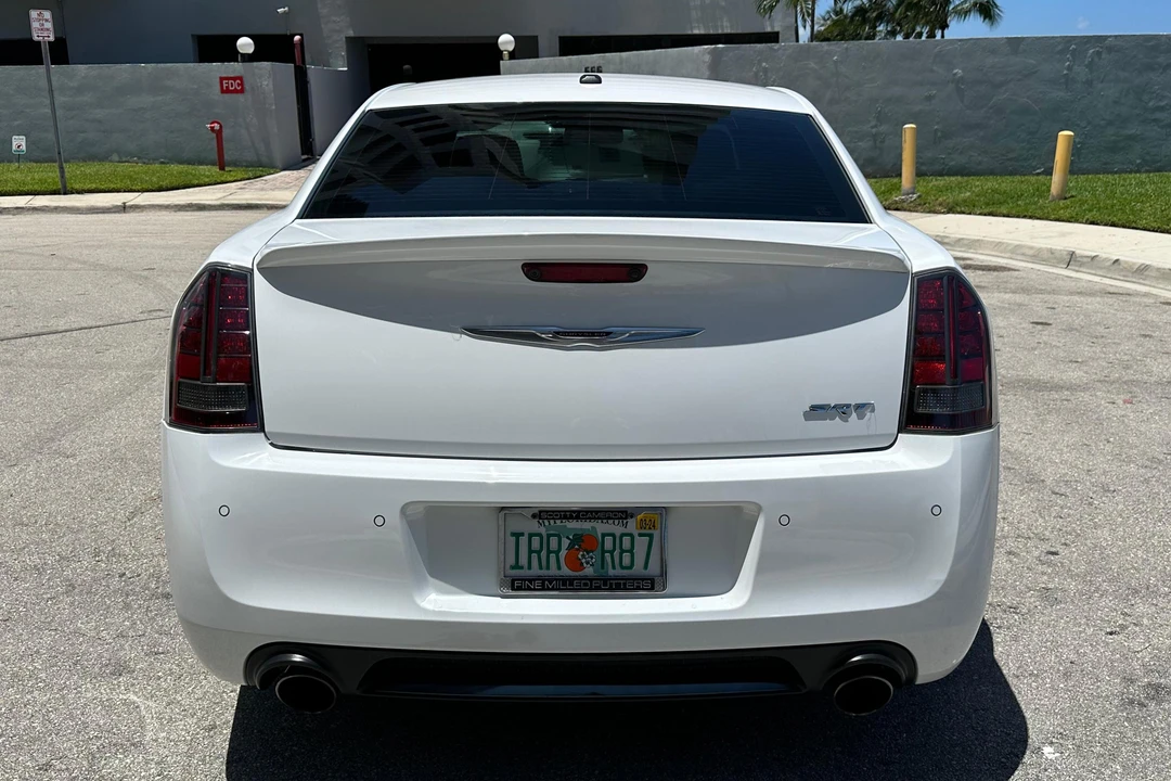 2014 Chrysler 300 (2005-2023) - Image 5 of 28