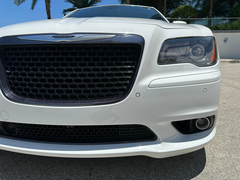 2014 Chrysler 300 (2005-2023) - Image 23 of 28