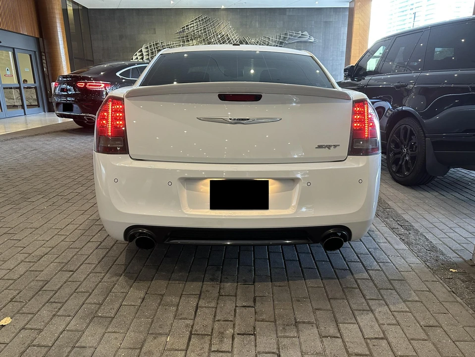 2014 Chrysler 300 (2005-2023) - Image 11 of 28