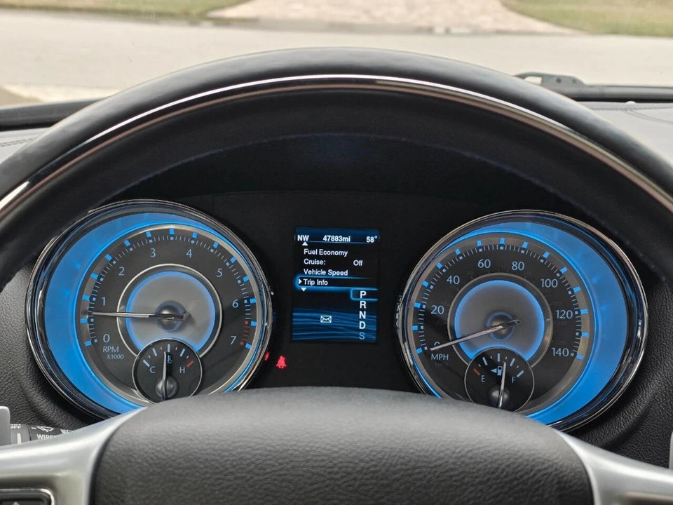 2014 Chrysler 300 (2005-2023) - Image 13 of 21