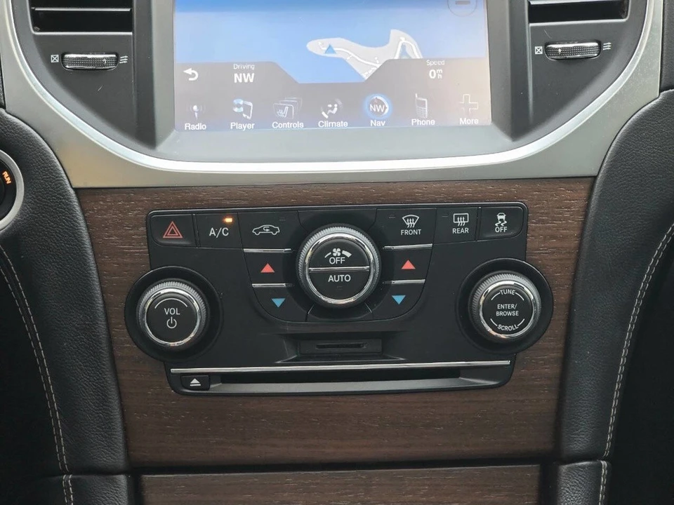 2014 Chrysler 300 (2005-2023) - Image 18 of 21