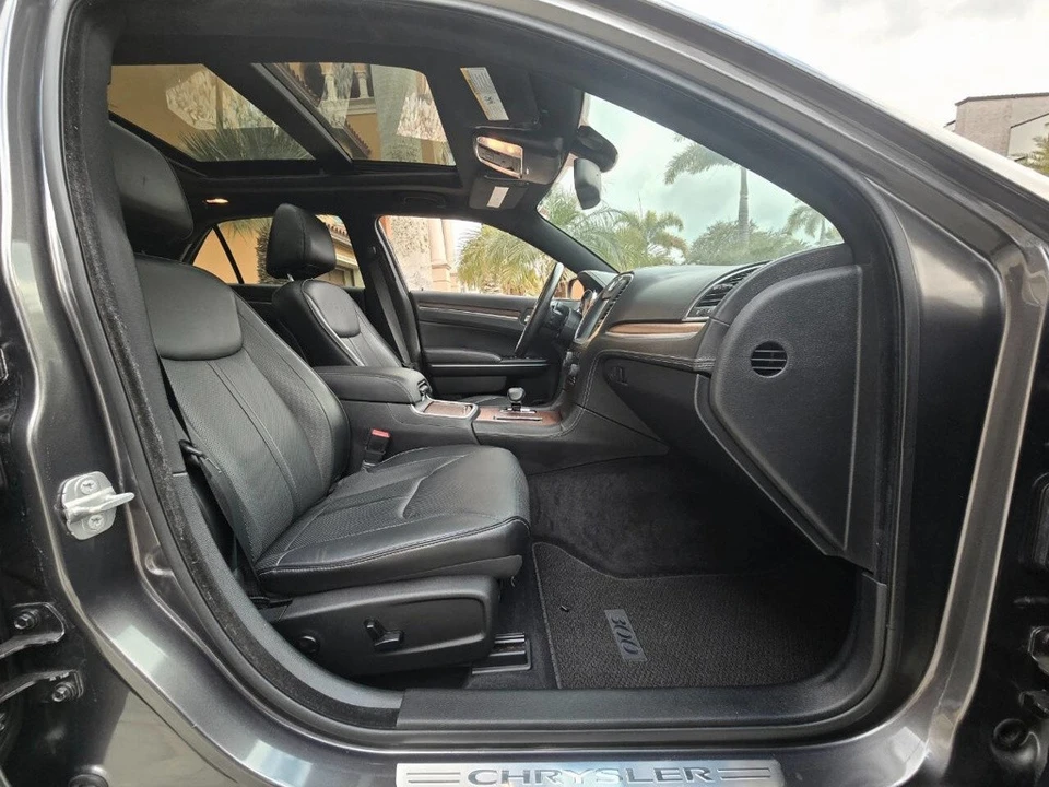 2014 Chrysler 300 (2005-2023) - Image 21 of 21