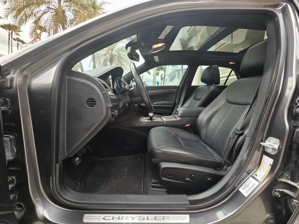 2014 Chrysler 300 (2005-2023) - Image 20 of 21