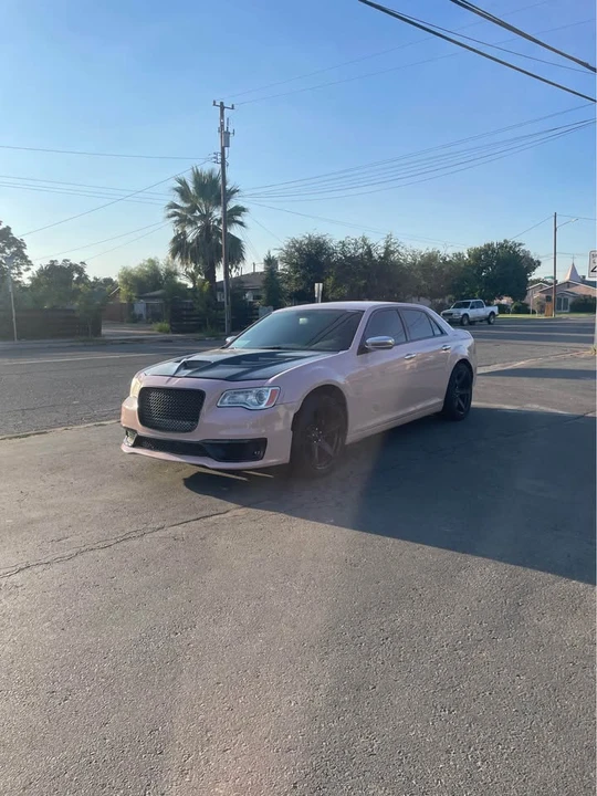 2014 Chrysler 300 (2005-2023) - Image 7 of 7