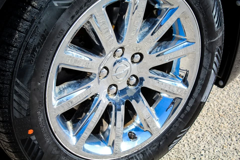 2014 Chrysler 300 (2005-2023) - Image 15 of 19