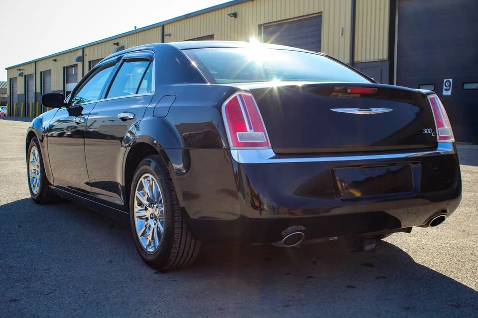 2014 Chrysler 300 (2005-2023) - Image 6 of 19