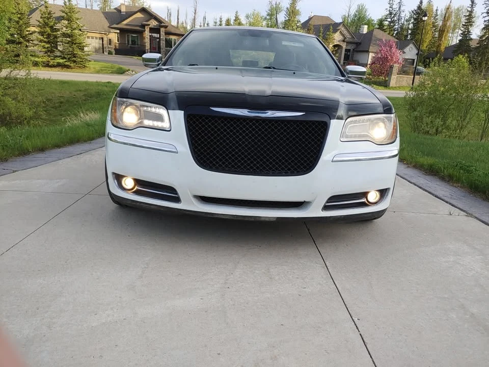 2014 Chrysler 300 (2005-2023) - Image 6 of 17