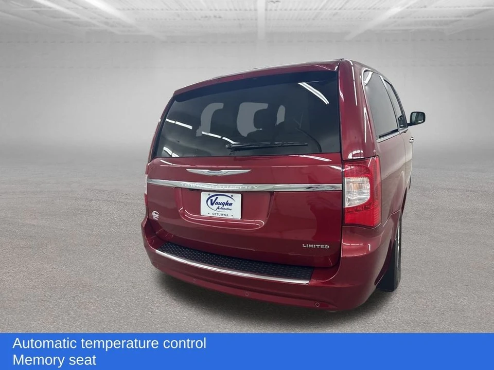 2014 Chrysler Town & Country - Image 12 of 12