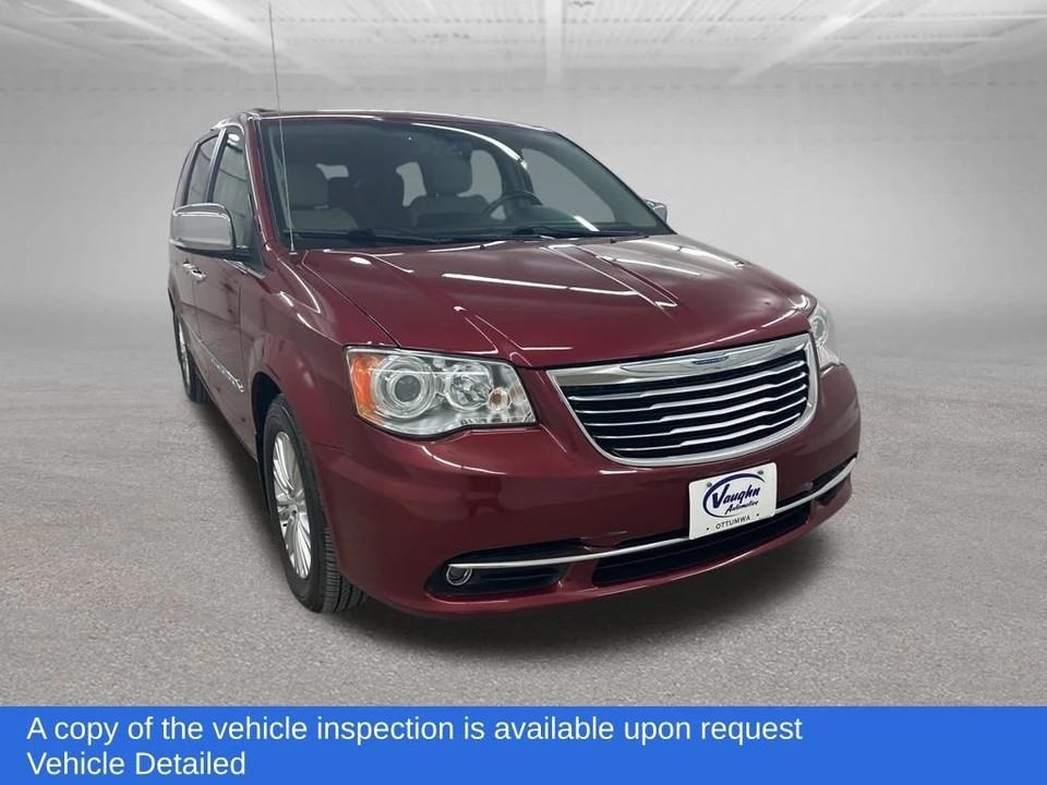 2014 Chrysler Town & Country - Image 3 of 12