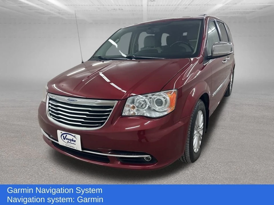 2014 Chrysler Town & Country - Image 7 of 12