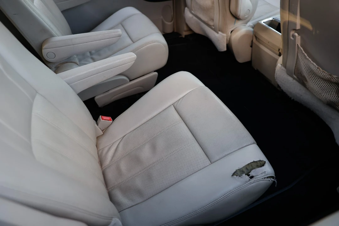 2014 Chrysler Town & Country - Image 12 of 12