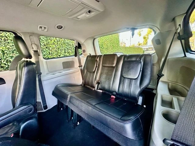 2014 Chrysler Town & Country - Image 21 of 21
