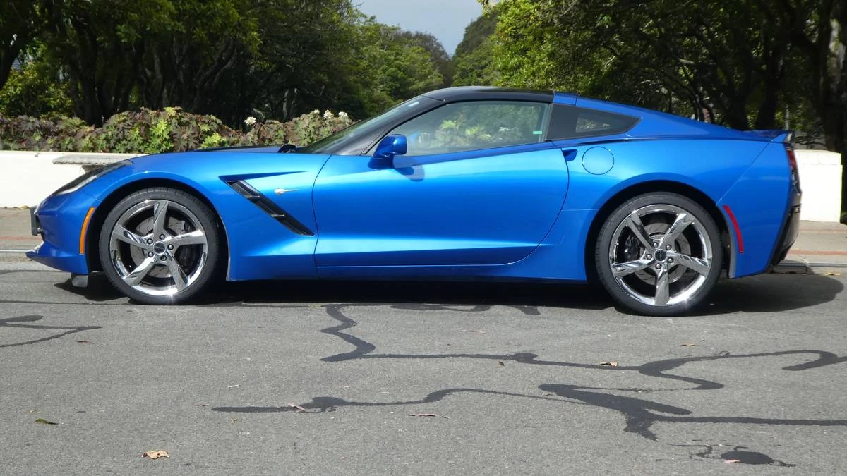 2014 Chevrolet Corvette C7 - Image 2 of 24