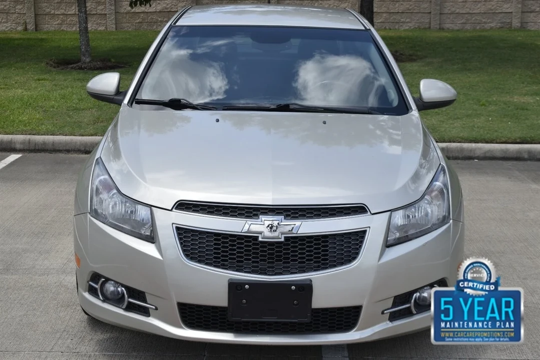 2014 Chevrolet Cruze - Image 2 of 4
