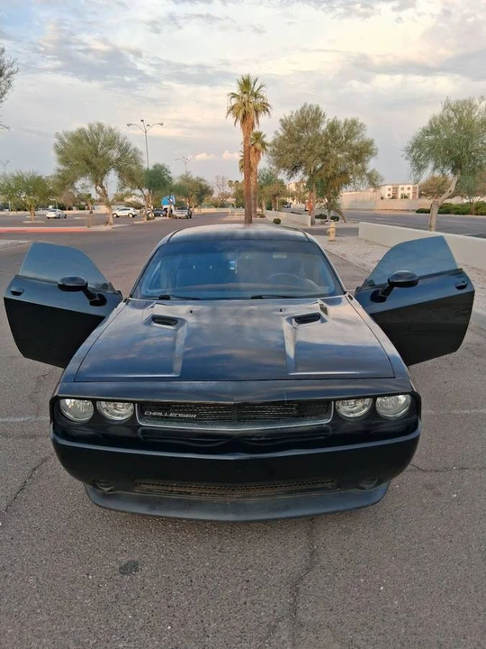 2014 Dodge Challenger 3rd Gen - Image 6 of 8