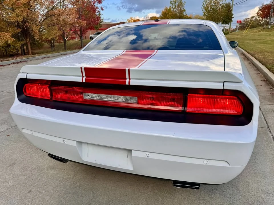 2014 Dodge Challenger 3rd Gen - Image 3 of 8