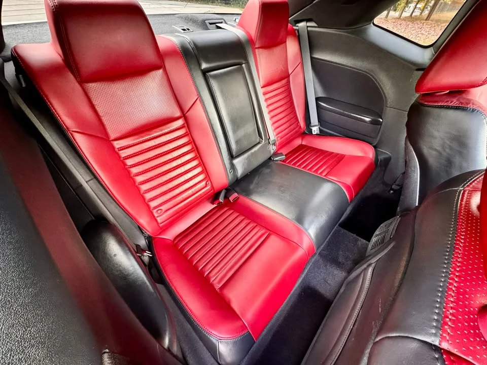 2014 Dodge Challenger 3rd Gen - Image 6 of 8