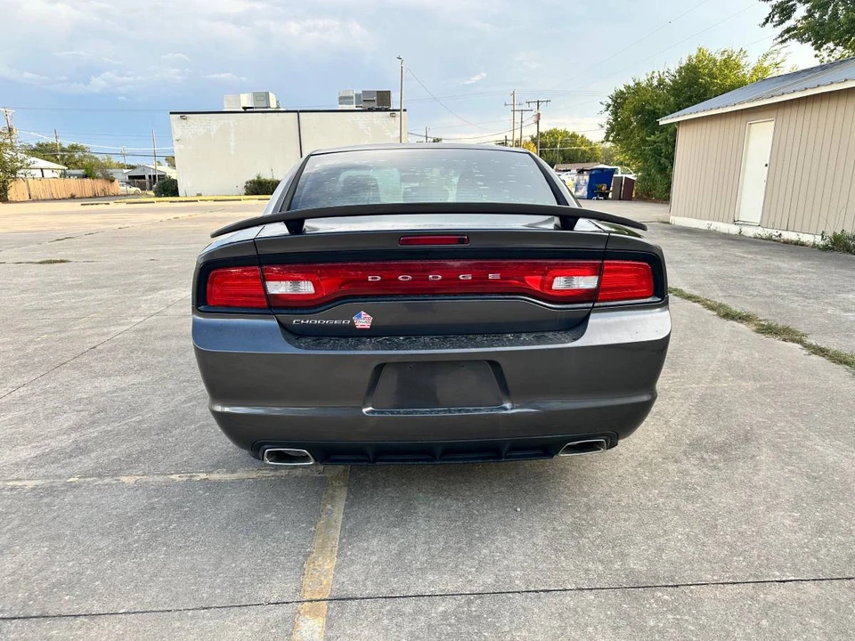 2014 Dodge Charger 7th Gen - Image 2 of 12