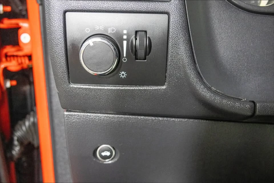 2014 Dodge Challenger 3rd Gen - Image 12 of 13