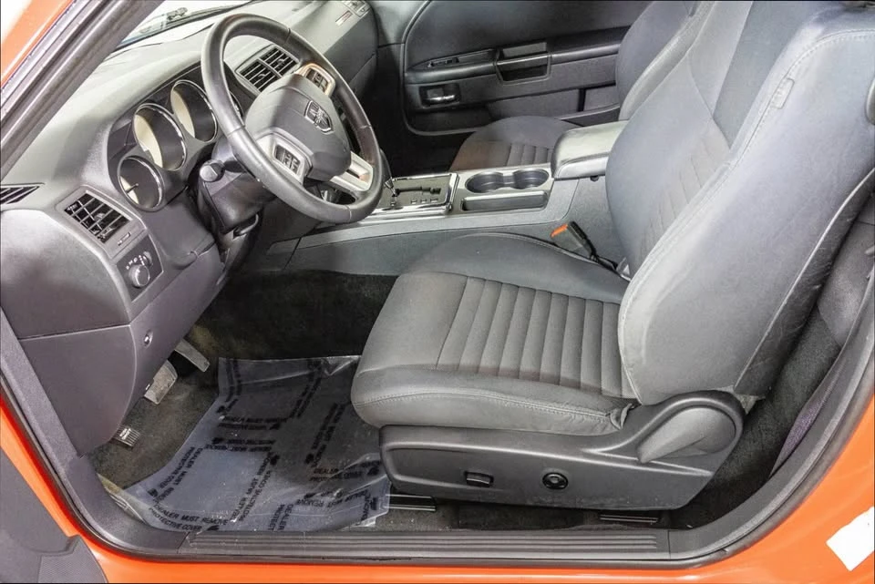 2014 Dodge Challenger 3rd Gen - Image 10 of 13