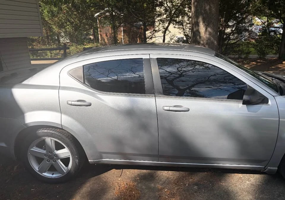 2014 Dodge Avenger Sedan - Image 9 of 11