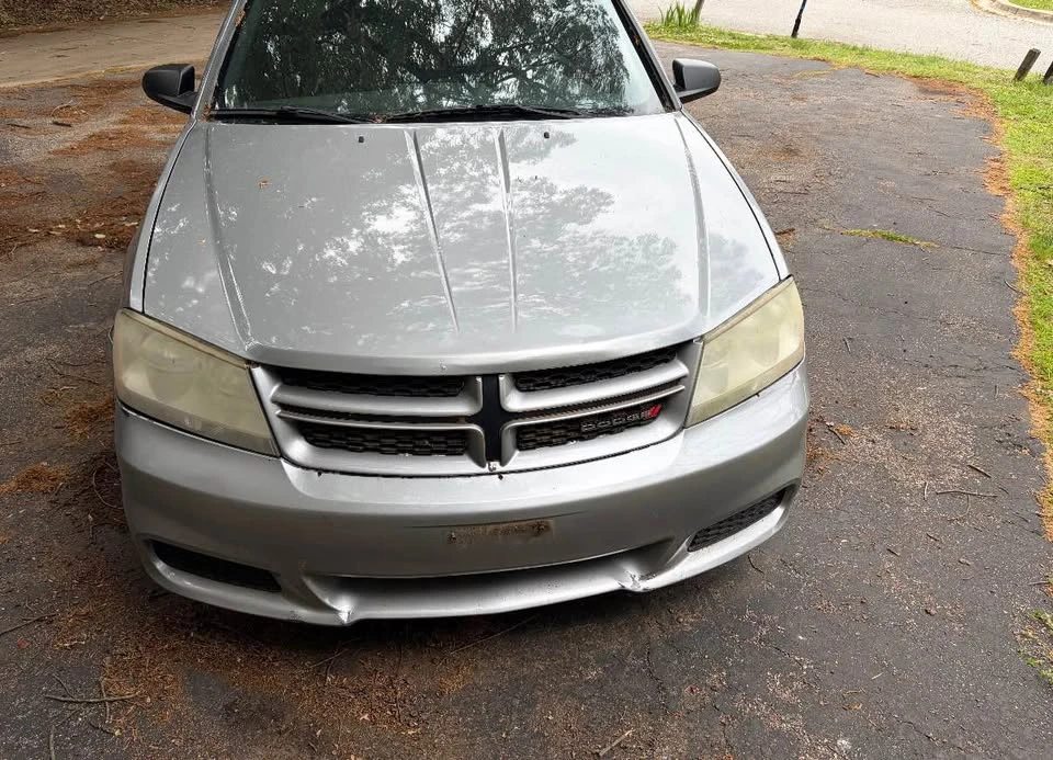 2014 Dodge Avenger Sedan - Image 2 of 11