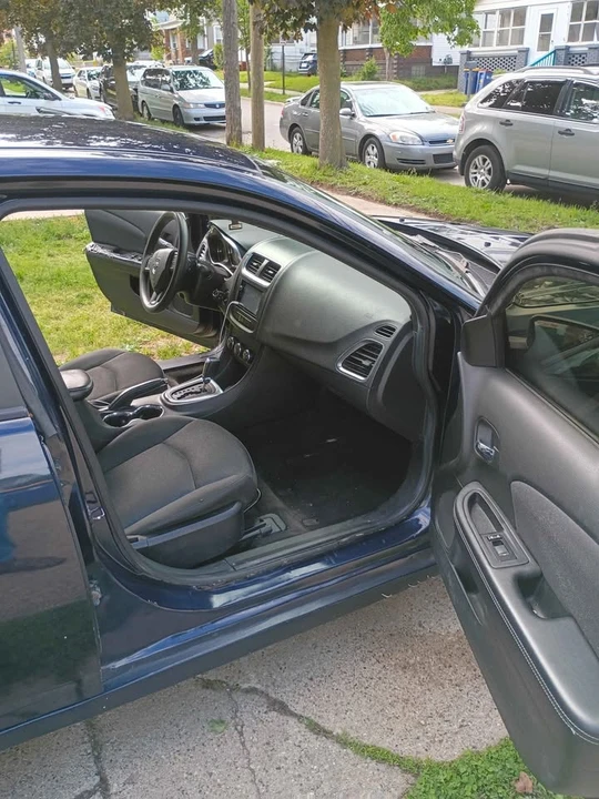 2014 Dodge Avenger Sedan - Image 11 of 16