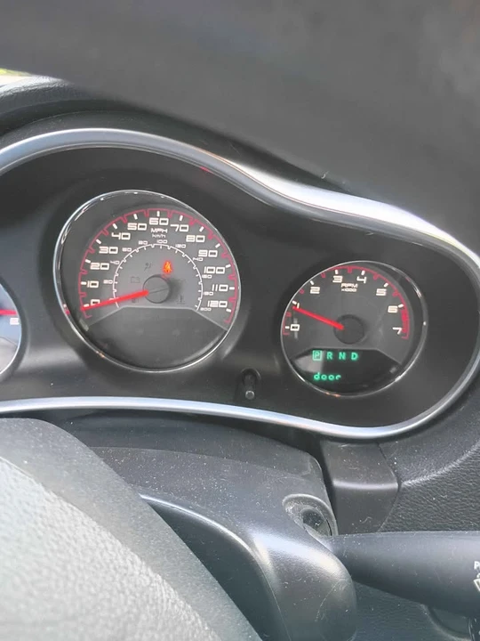 2014 Dodge Avenger Sedan - Image 15 of 16