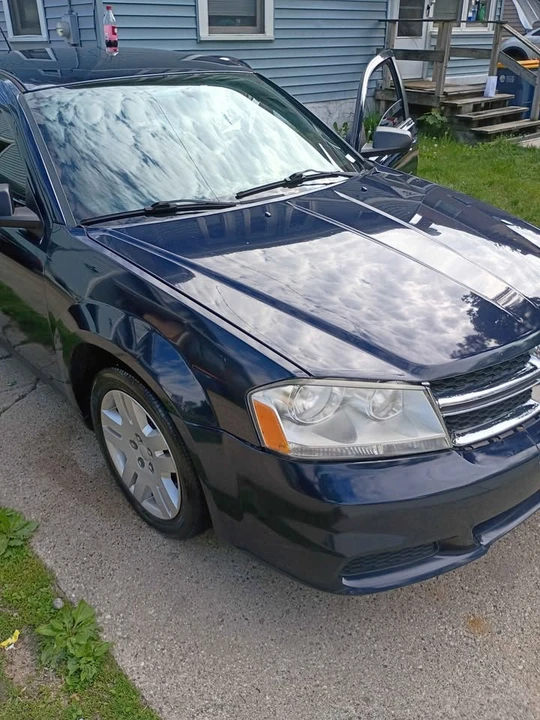 2014 Dodge Avenger Sedan - Image 4 of 16