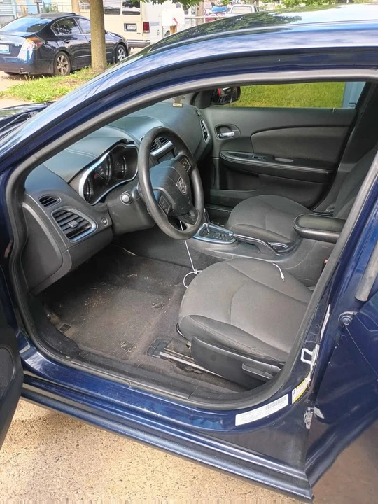 2014 Dodge Avenger Sedan - Image 9 of 16