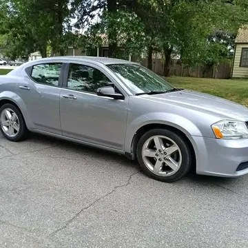 2014 Dodge Avenger R/T Sedan