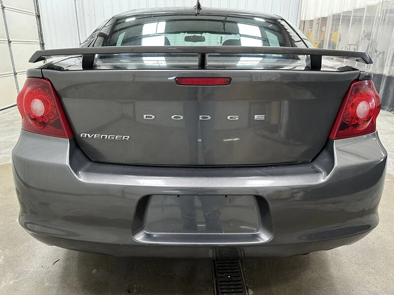 2014 Dodge Avenger Sedan - Image 14 of 21
