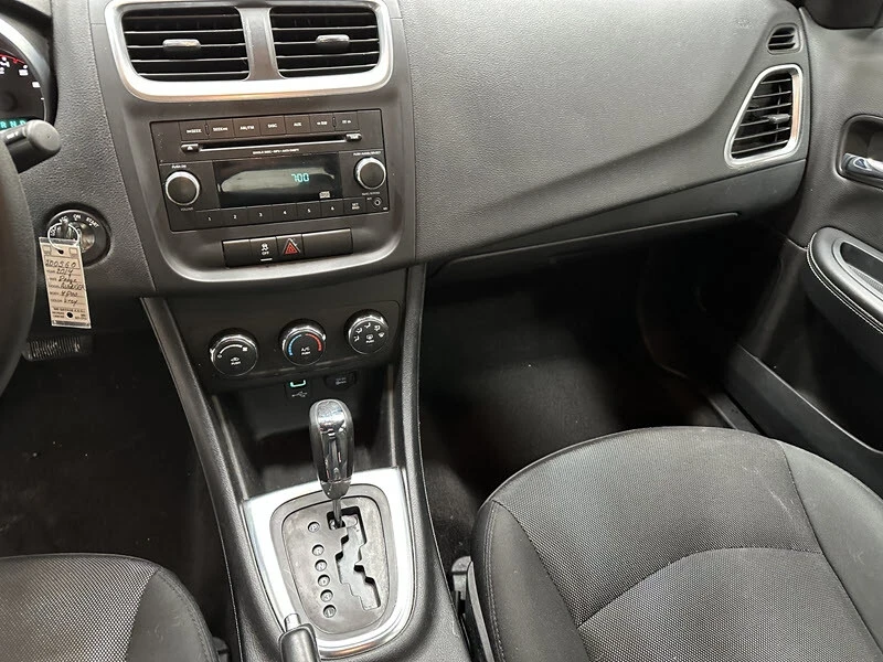2014 Dodge Avenger Sedan - Image 9 of 21