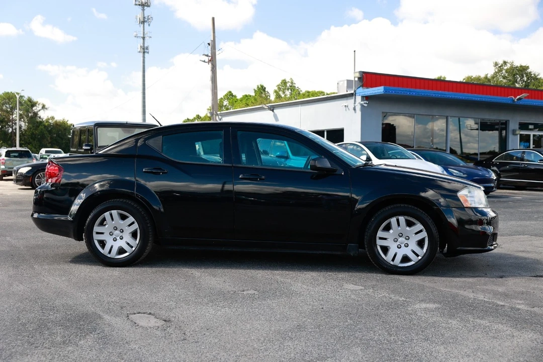 2014 Dodge Avenger Sedan - Image 13 of 21