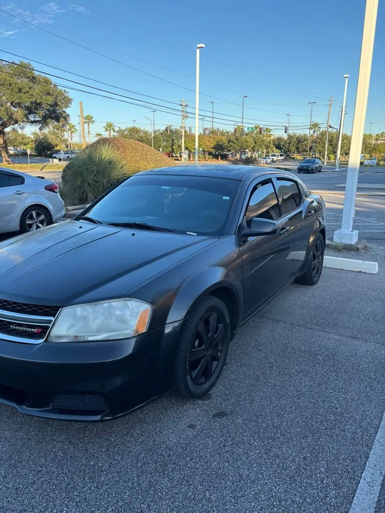 2014 Dodge Avenger Sedan - Image 2 of 4