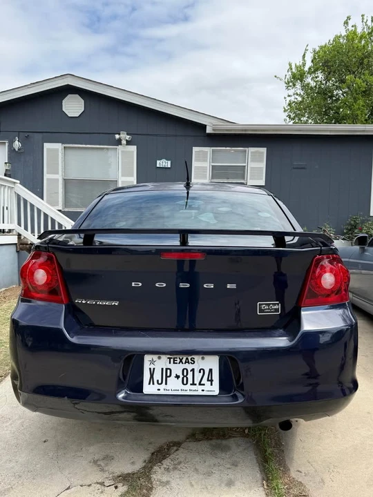 2014 Dodge Avenger Sedan - Image 2 of 13
