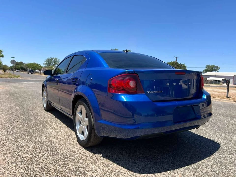 2014 Dodge Avenger Sedan - Image 4 of 12