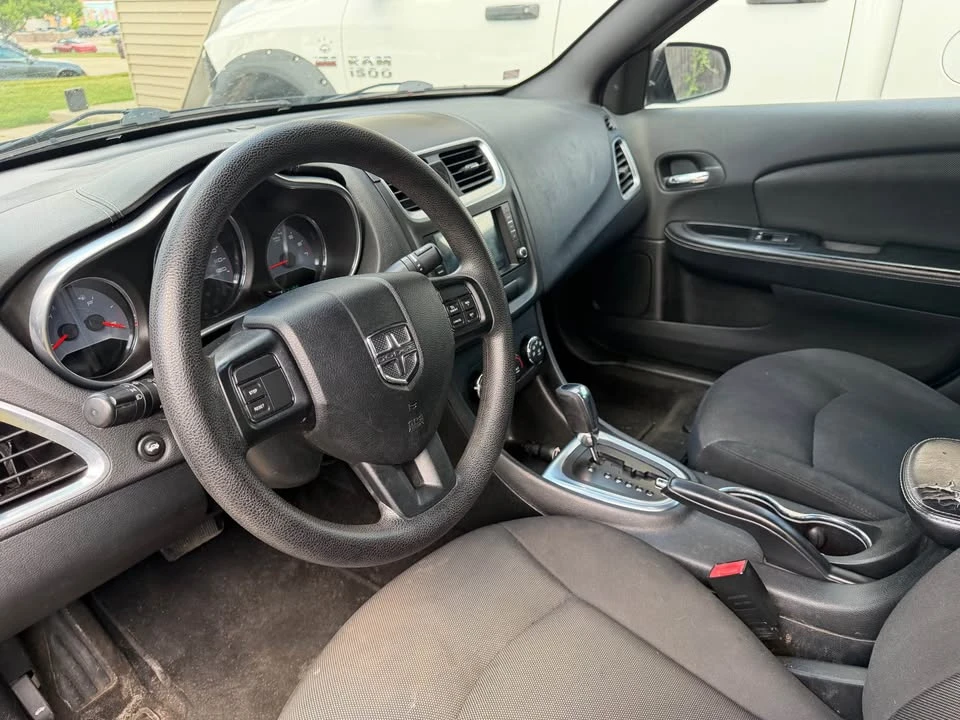 2014 Dodge Avenger Sedan - Image 7 of 8