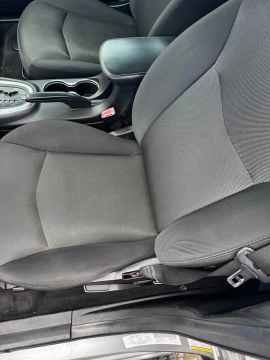 2014 Dodge Avenger Sedan - Image 16 of 20
