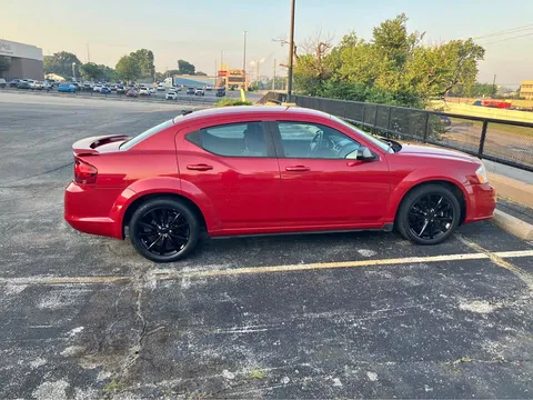 2014 Dodge Avenger SE V6 Sedan 4D