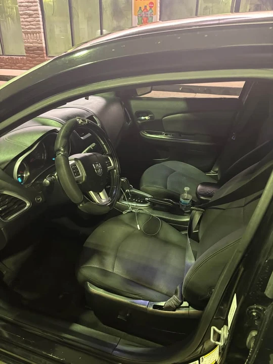 2014 Dodge Avenger Sedan - Image 10 of 16