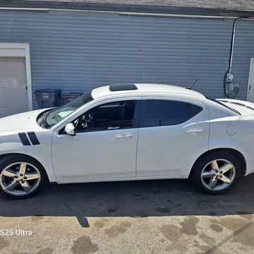 2014 Dodge Avenger SXT Sedan 4D