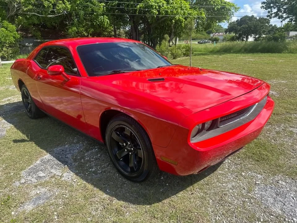 2014 Dodge Challenger 3rd Gen - Image 6 of 10