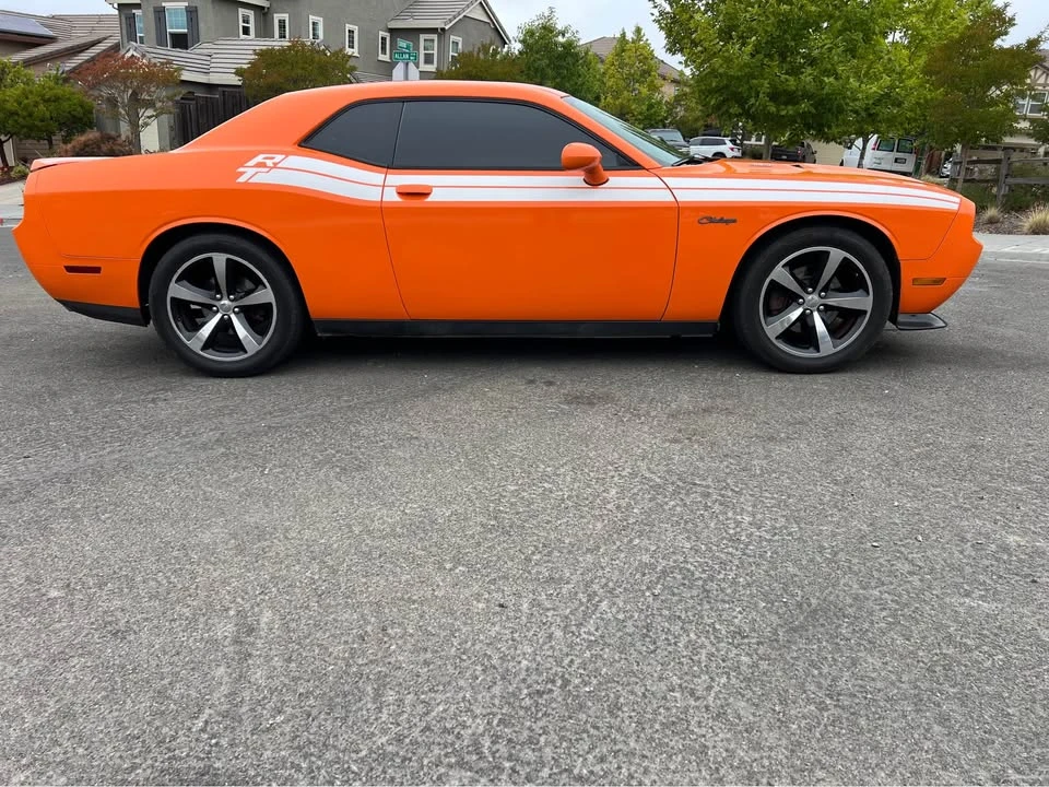 2014 Dodge Challenger 3rd Gen - Image 15 of 16