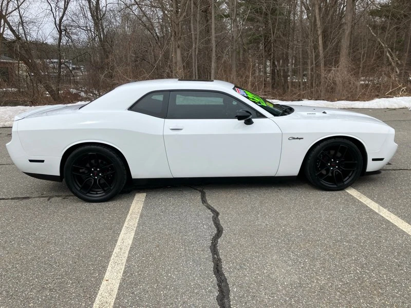2014 Dodge Challenger 3rd Gen - Image 5 of 17