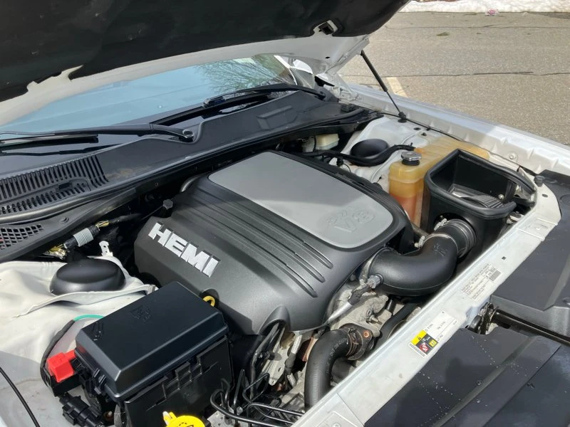2014 Dodge Challenger 3rd Gen - Image 12 of 17