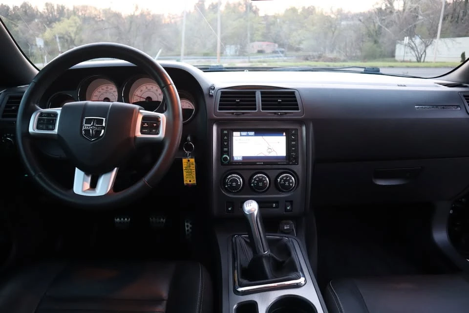 2014 Dodge Challenger 3rd Gen - Image 10 of 12